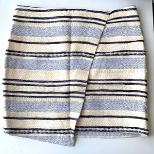 Formal H&M Skirt (Waist 30in, Length 15in)